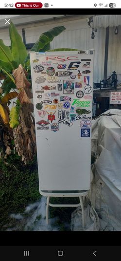Upright freezer