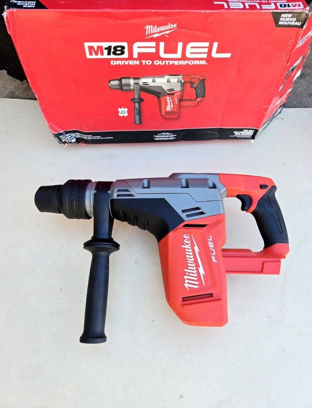 Milwaukee 18V FUEL1-9/16 in. SDS-Max Rotary Hammer (Tool-Only)
