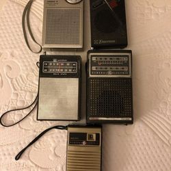 5 Radios All Work As Shoild Best Offer On Alll  Album  4sale Also
