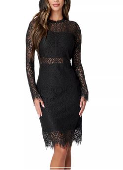 Love X design Nordstrom black lace midi dress with long sleeves and floral pattern, size M #midi #lace size Medium new