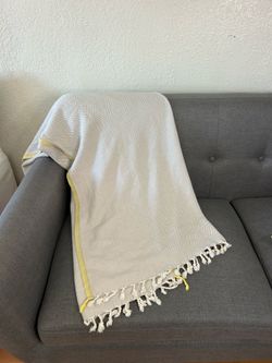 NWT TWO Fieldcrest Straw Yellow Throw Blankets - 95% Cotton / 5% Cashmere (50" x 60") 2 for 1!