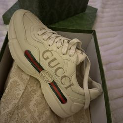 Gucci Sneakers 