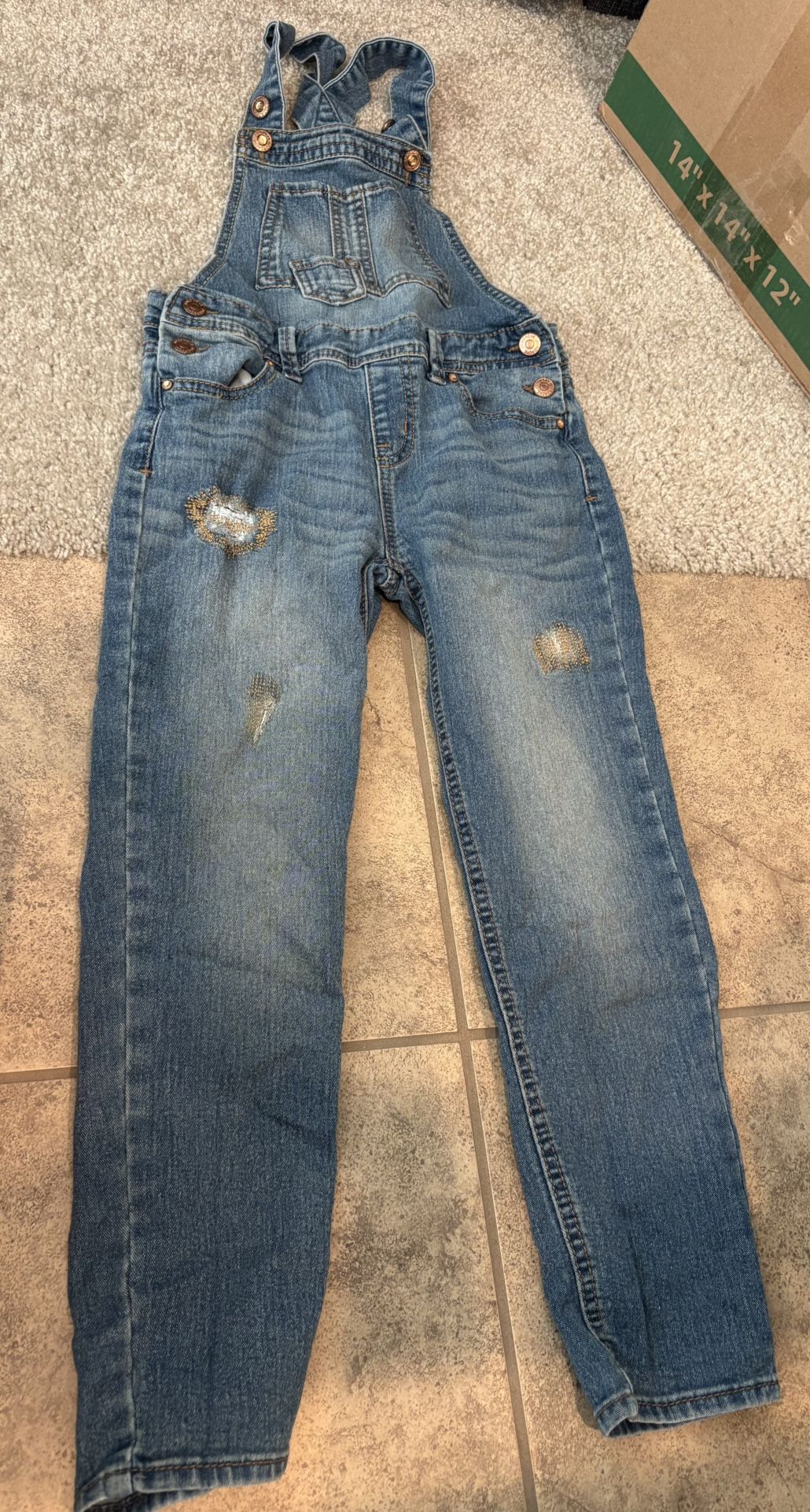 Jordache Girls Distressed Overalls. Size M (7/8)