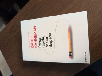 Daniel Kahneman Pensar rápido, pensar despacio book psychology Spanish Español libro bestseller