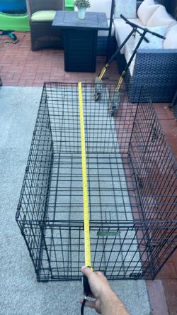 Large dog crate without pad