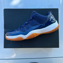 Jordan 11 Low Midnight Navy