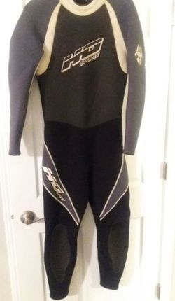 wetsuit