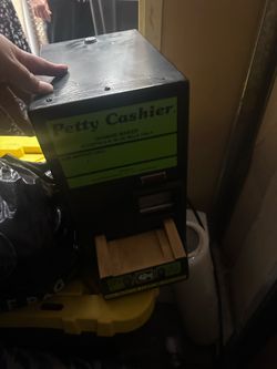 Petty Cashier Bill Change Maker Machine