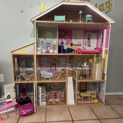 Kid Kraft Doll House Mansion