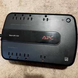 Computer Battery Backup And Surge Protecter