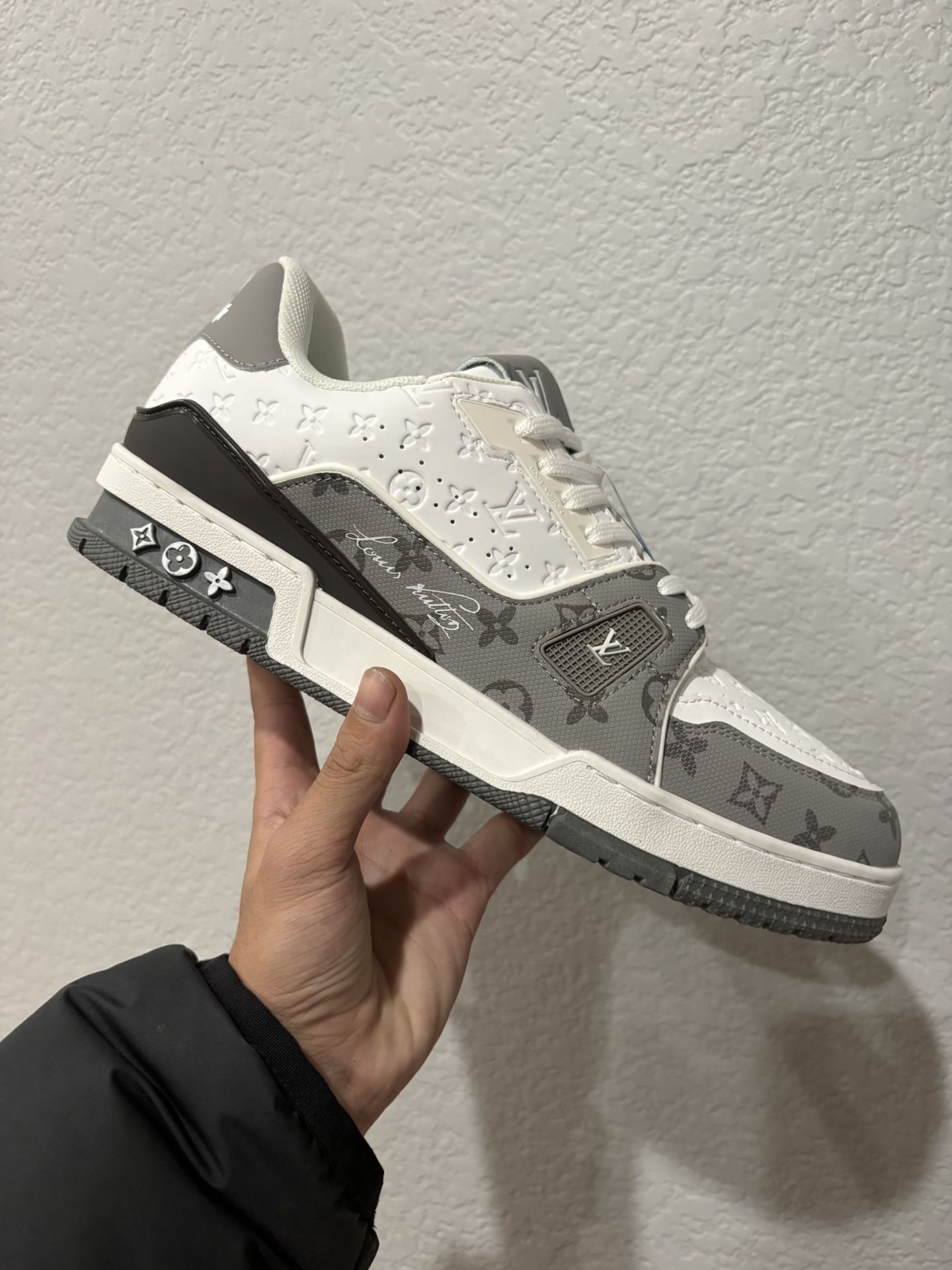 Louis Vuitton Lv Trainers