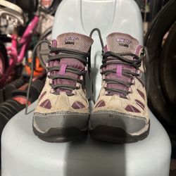 Hi-tec hiking shoes for girls