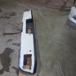 2019 Gmc Sierra Rear Bumper Facia/ Pad