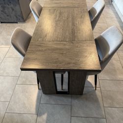 Dining Table Set