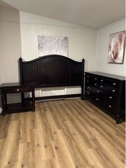 King size bedroom set