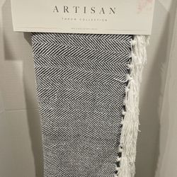 Berkshire Blanket Throw Artisan Collection Brand New Color Demin Asking $25