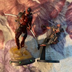 Deadpool Collector Figurines Statue