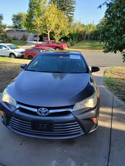 2015 Toyota Camry Hybrid