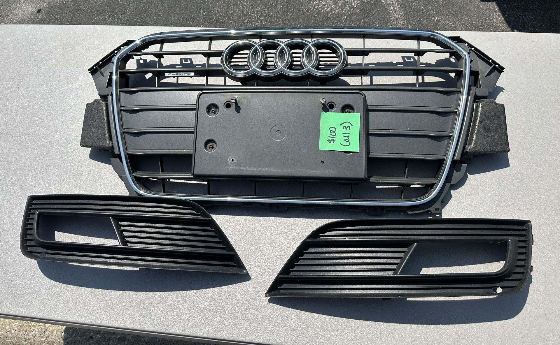 Like NEW! OEM Audi Front grill And Side Grills