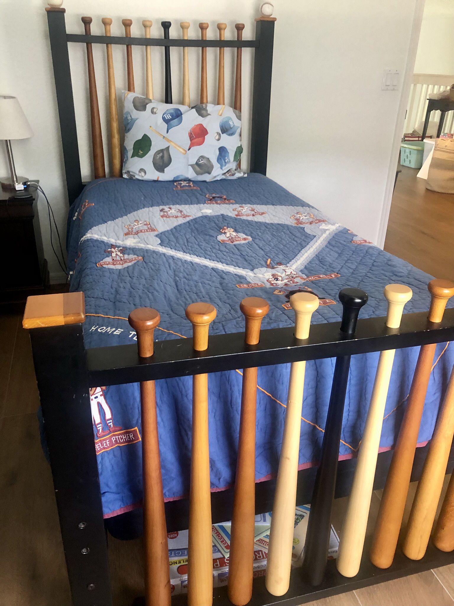 Twin Baseball Bat Bed