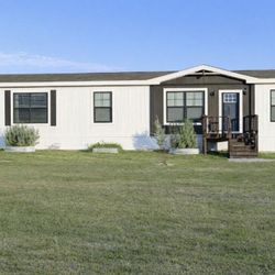 Traila Con Terreno En Venta 