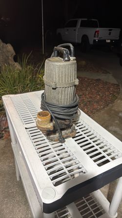 Submersible Water Pump