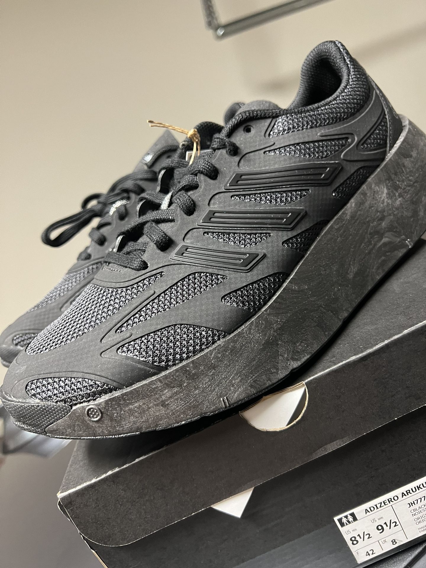 Adidas Adizero Aruku Carbon Triple Black Lace Up Athletic Shoes JH7772 Men US8.5