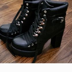 Black High Heel Boots 