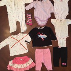 Girls clothes: Size 0 - 6 months ($1 - $2)
