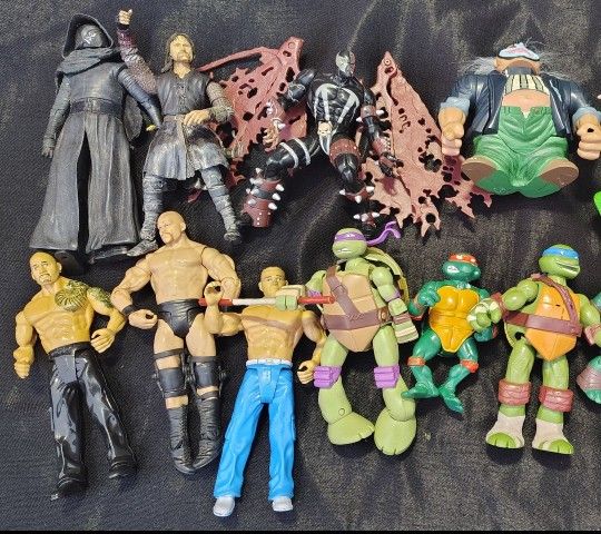 Action Figures Toys