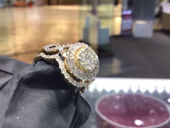 10k Gold Bridal Ring Lady’s Size 7 Available,natural Diamond Ring Set ..💎💎💎