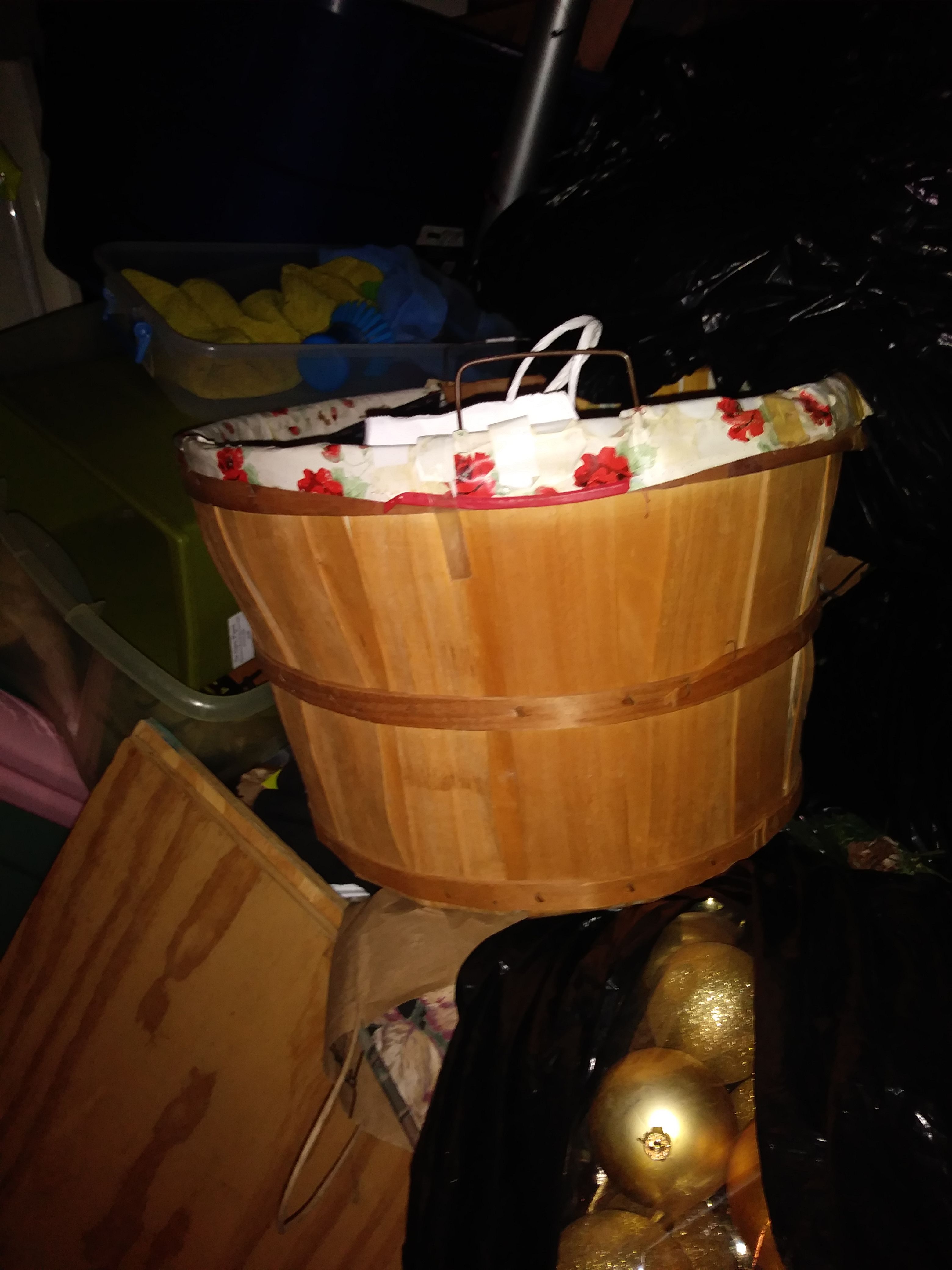 Apple basket