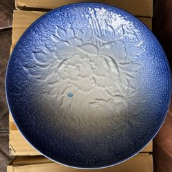 Vintage Japanese Arita ware Embossed Peony Pattern Blue&White Plate