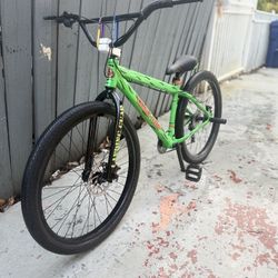 It's like new, I only used it for about 4 months. I spent $300 on modifications, and if you buy it, I'll give you a Sp5der hoodie size S for free!!