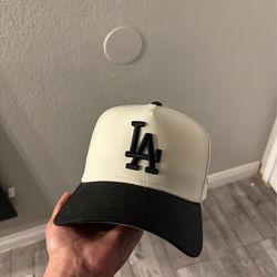 Dodgers hat snap back