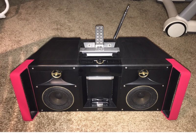 Altec Lansing inMotion MIX iMT800 Portable Digital Boom Box for iPhone and iPod with CONTROL REMOTE