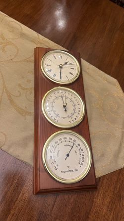 Vintage Wooden Wall Weather Station – Clock, Thermometer, Barometer, Hygrometer