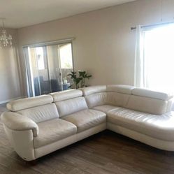 Sectional (Natuzzi Copenhagen)