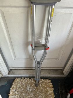 Junior size, aluminum height, adjustable crutches