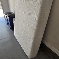 Queen Size Foam Mattress