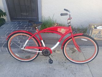 Men's 26" red and white beach cruiser