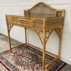 Vintage Rattan & Wicker Vanity