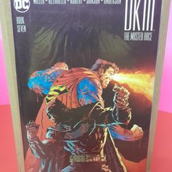 BUNCH OF COMIC BOOKS EACH FOR...