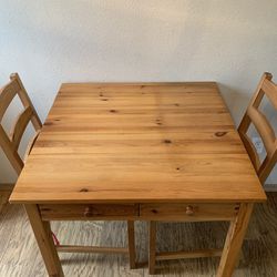 dining table with 2 chairs 