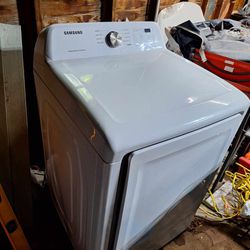 Samsung electric dryer Never Used