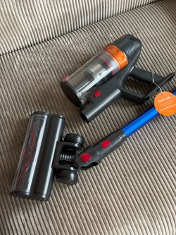 Brand New Cordless Vacuum Cleaner (650W / 55KPA Powerful Suction)