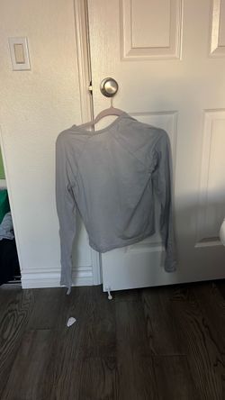 Gray Long Sleeve Cropped Top, from athleta