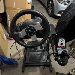 Logitech G27 Racing Wheel
