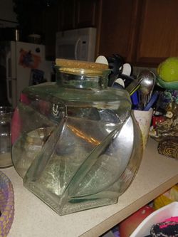 NEW EX EX LARG BEVELED GREENISH GLASS CONTAINER CORK TOP PAID 29.99 HOME GOODS SELL 8 FIRM