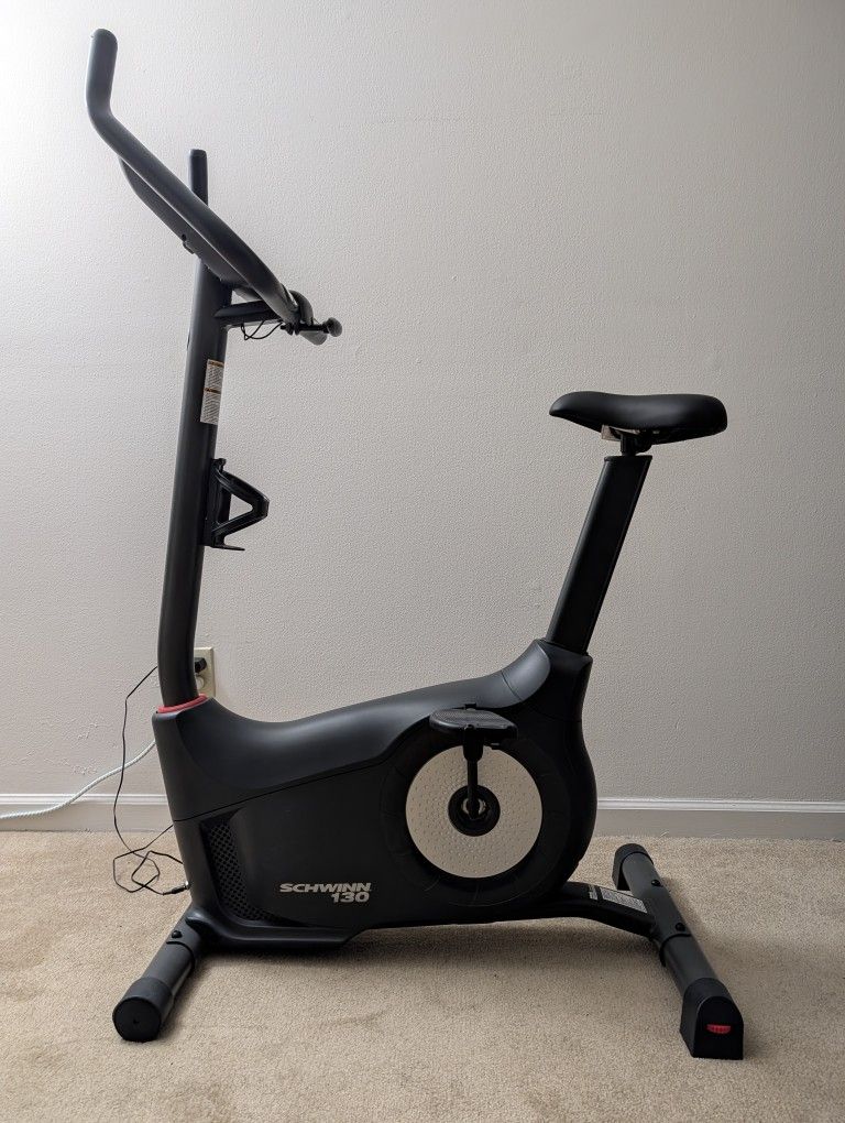 Schwinn Fitness 130 Upright Indoor Bike